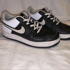 Nike Air Force 1 Black White